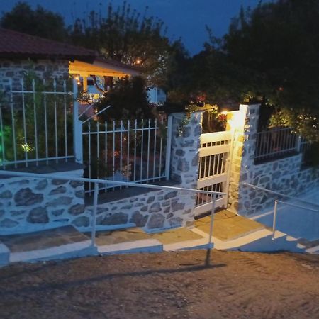 Nikos Stone House 80M From The Beach With Wifi Геракини Екстериор снимка